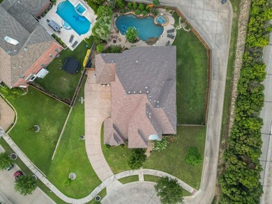 Rare find! Own one of the best lots in the main Castle Hills! - photo 10
