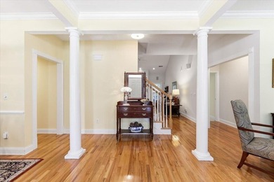 Beautifully maintained one-owner home in a quiet, established - photo 10