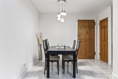 Spacious living in the city is possible! This fully updated - photo 5