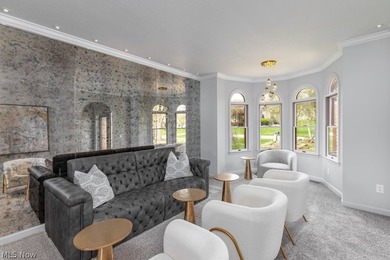 Welcome to an extraordinary, fully reimagined Colonial estate in - photo 7