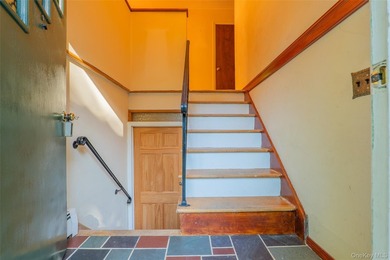 Welcome to 18 Sheryl Lane, a spacious raised ranch nestled on a - photo 6