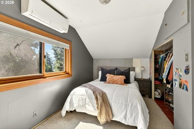 100 steps from downtown White Salmon, this historic 1910 home - - photo 17