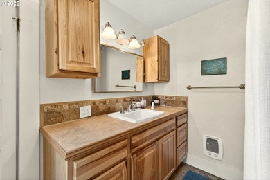 100 steps from downtown White Salmon, this historic 1910 home - - photo 18