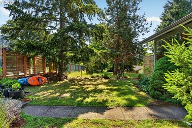 100 steps from downtown White Salmon, this historic 1910 home - - photo 35