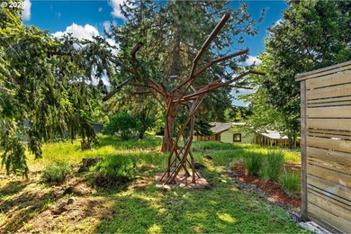 100 steps from downtown White Salmon, this historic 1910 home - - photo 36