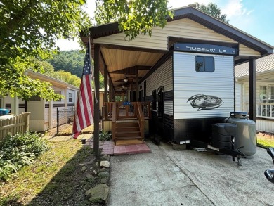 Lake Home For Sale in Hiawassee, Georgia