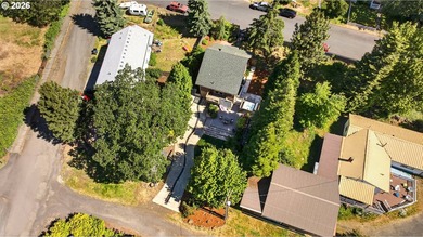 100 steps from downtown White Salmon, this historic 1910 home - - photo 41