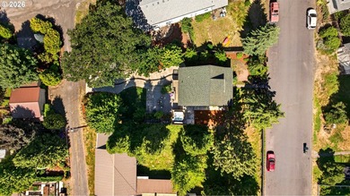 100 steps from downtown White Salmon, this historic 1910 home - - photo 44