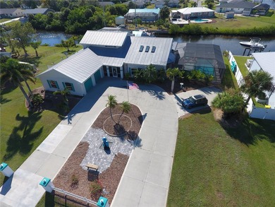Port Charlotte Waterway Lakes Area Home For Sale in Port Charlotte Florida