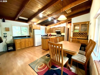 ONE-LEVEL CABIN IN NORTHWOODS! Located on the corner of one of - photo 5
