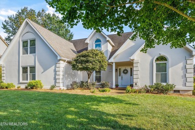 Fort Loudoun Lake Home Sale Pending in Knoxville Tennessee