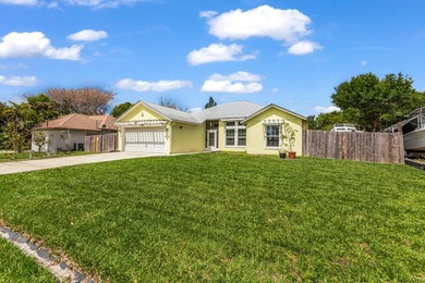 Welcome Home to this 3-bed, 2-bath waterfront home built in 2017 - photo 3