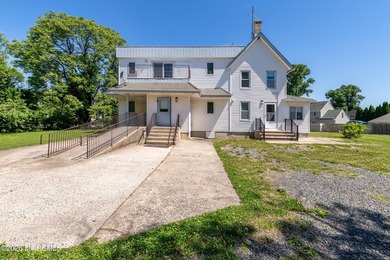 Don't miss this large home with a 5 room rental apartment on 2nd - photo 2