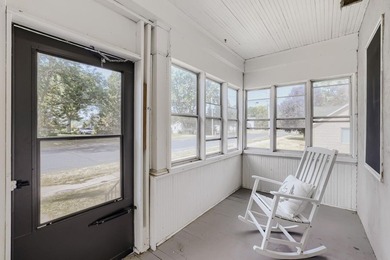 Nestled in one of Hastings' charming historic neighborhoods - photo 20