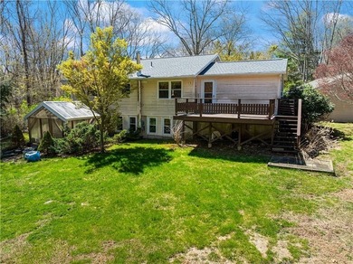 Located in Saunderstown on the North and South Kingstown line - photo 21