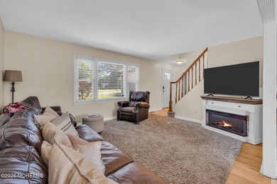 *** 6 BEDROOM COLONIAL *** 3 FULL BATHROOMS *** WHOLE HOUSE - photo 8