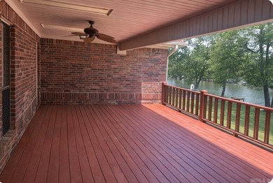 Experience true lake living in this beautifully appointed - photo 3