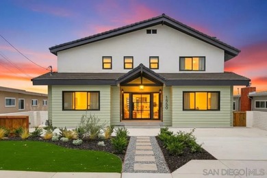 Commandingly perched in coveted Bay Park, this extraordinary - photo 2