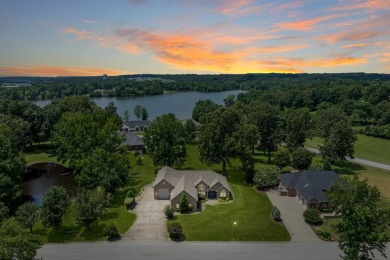 Lake Home For Sale in Madisonville, Kentucky