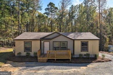 Lake Sinclair Home For Sale in Eatonton Georgia