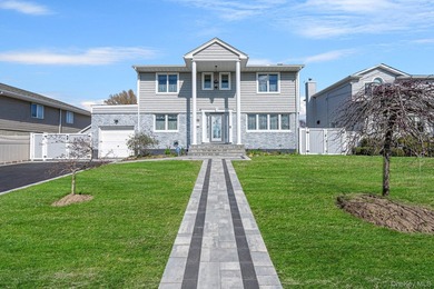 Welcome Home To This Incredible & Fully Renovated Waterfront - photo 3