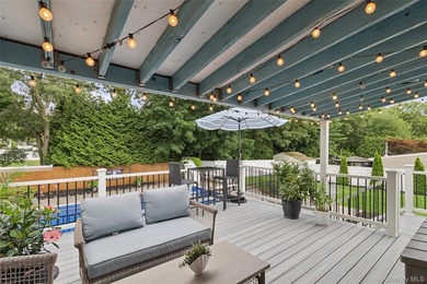 This beautiful 4 bedroom high ranch home located in the Sachem - photo 15