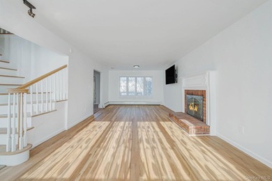 Welcome Home To This Incredible & Fully Renovated Waterfront - photo 7
