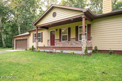 Watts Bar Lake Home For Sale in Harriman Tennessee