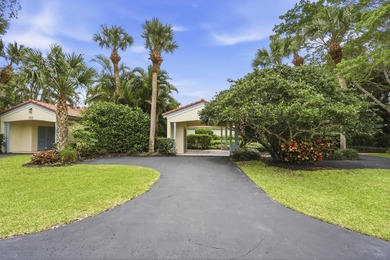 Experience the pinnacle of Wellington living in this Vista Del - photo 1