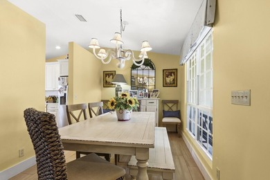 Experience the pinnacle of Wellington living in this Vista Del - photo 5