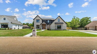 Bringle Lake Home For Sale in Texarkana Texas