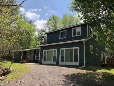 Lake Home For Sale in Lake Harmony, Pennsylvania