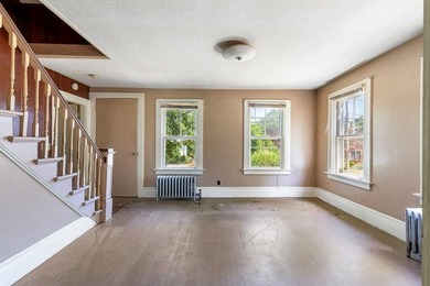 Diamond in the rough with endless potential! This 4-bedroom, 1 - photo 2
