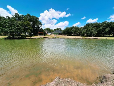 Waterfront 1.35 Acre Lot in Gated Subdivision on RC Lake - Lake Lot For Sale in Corsicana, Texas