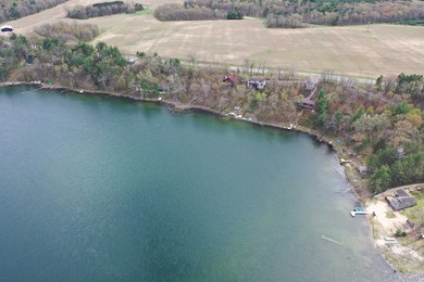 A very generous amount of square footage with this waterfront - photo 8