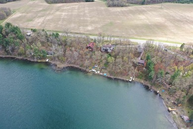 A very generous amount of square footage with this waterfront - photo 9