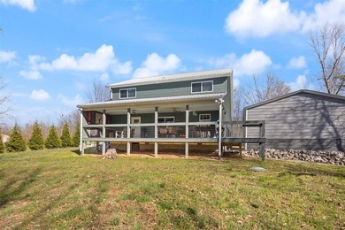GATED LAKE COMMUNITY. 4 BEDROOMS. 3 BATHS. 1+ ACRE. NEAR - photo 12