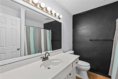 Step into this charming 3 bedroom, 2 bathroom house located in - photo 16