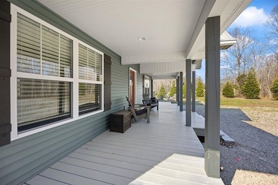 GATED LAKE COMMUNITY. 4 BEDROOMS. 3 BATHS. 1+ ACRE. NEAR - photo 18