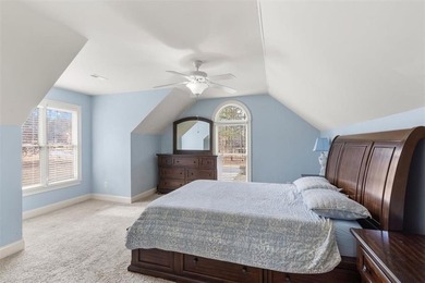 Beautifully positioned on the golf course in The Fairways, this - photo 24