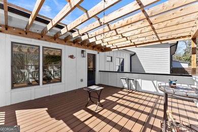 Rare primary-on-main townhome with a two-car garage just steps - photo 24