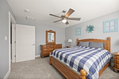 GATED LAKE COMMUNITY. 4 BEDROOMS. 3 BATHS. 1+ ACRE. NEAR - photo 40