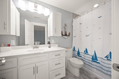 GATED LAKE COMMUNITY. 4 BEDROOMS. 3 BATHS. 1+ ACRE. NEAR - photo 41