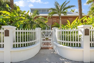 103 Front Street is a one of a kind masterpiece of architectural - photo 2