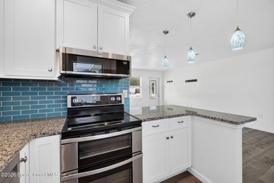 Enjoy the best of coastal living in this versatile newly - photo 16