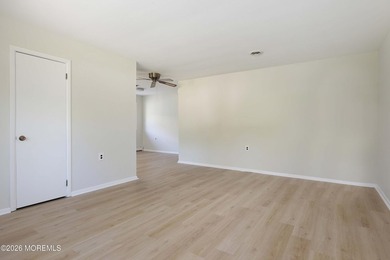 Rare Robin Model in Gardens of Pleasant Plains - 55+ Community - photo 10