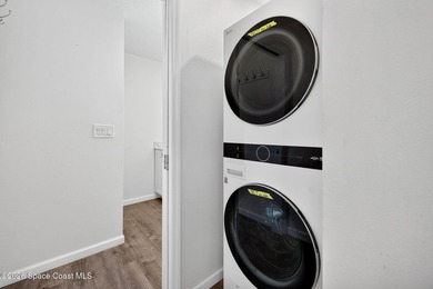 Enjoy the best of coastal living in this versatile newly - photo 20