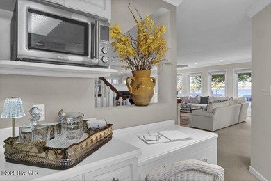Commanding a breathtaking position along the Intracoastal - photo 21