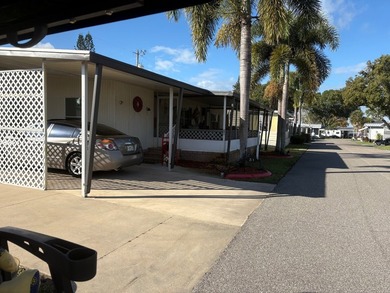 This is a beautifully kept Mobile Home. MOVE IN READY! New Roof - photo 3