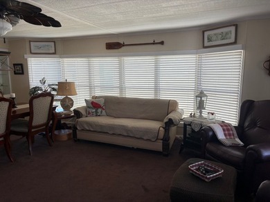 This is a beautifully kept Mobile Home. MOVE IN READY! New Roof - photo 6